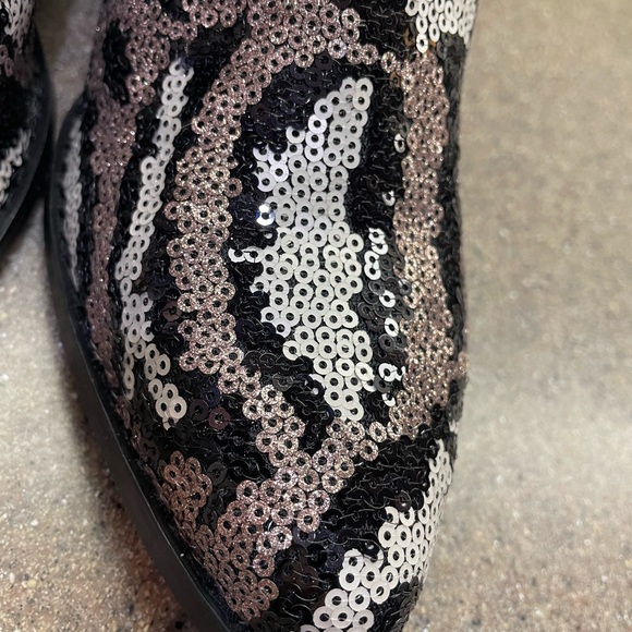 🆕Betsey Johnson💋 “Lucki” Leopard Sequin Western Boots - Picture 11 of 13